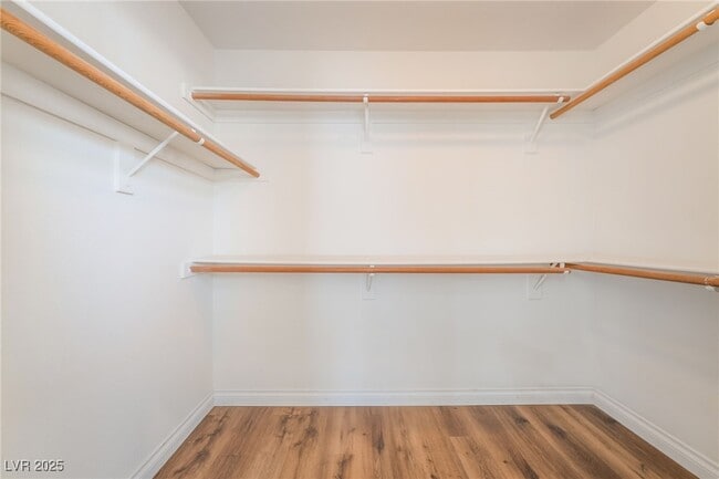 Building Photo - 8250 Fox Tail Way