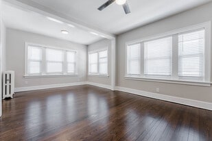 Building Photo - 5306 N Ashland Ave