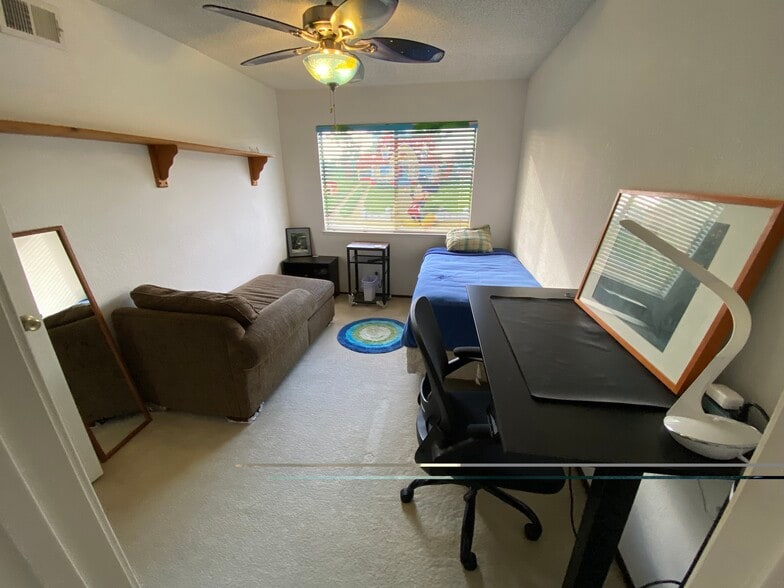 Building Photo - 45 Kenbrook Cir