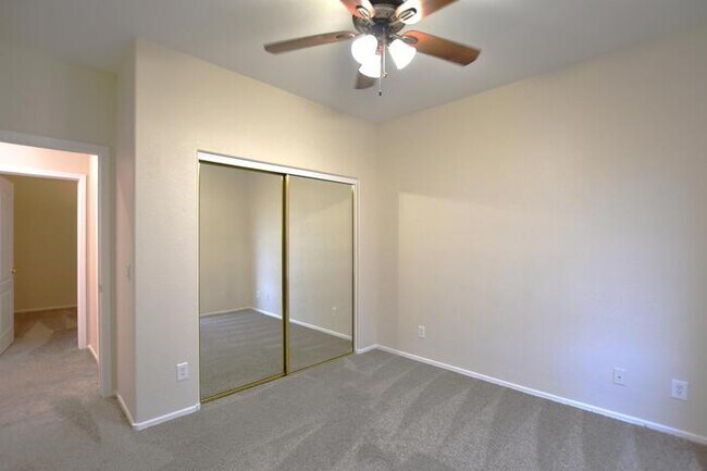 Building Photo - Mesa Gem in a Gated Community