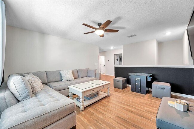 Building Photo - 3737 Copperspring Blvd