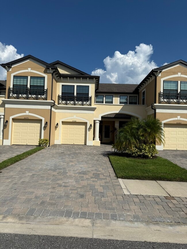 Building Photo - 30086 Southwell Ln