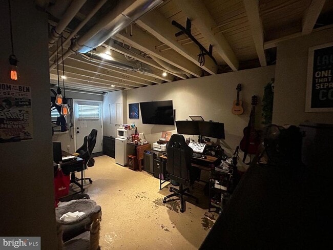 Building Photo - 1117 Rosalie St