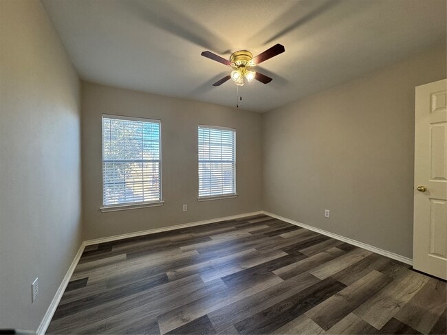 Building Photo - 6319 Sunlit Orchard Dr