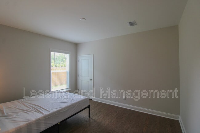 Building Photo - 2066 Cousteau Ct