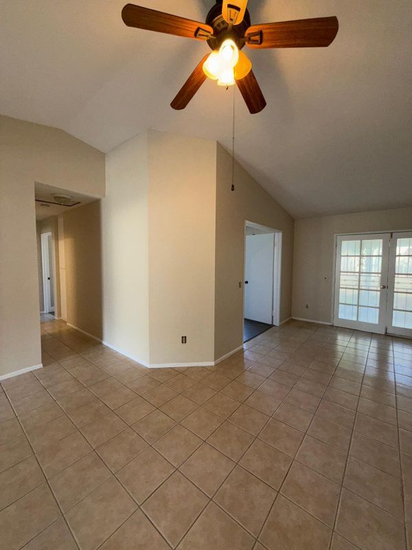 Building Photo - 14884 Rockridge Ln