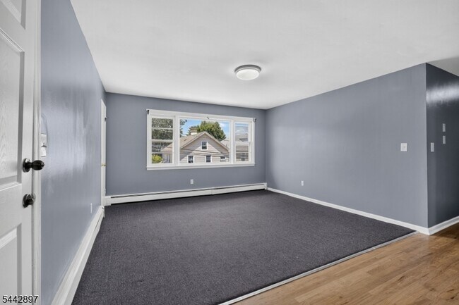 Building Photo - 1755 Winfield St