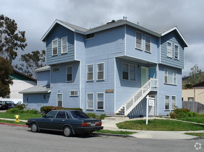 Primary Photo - Ocean Breeze Apartments