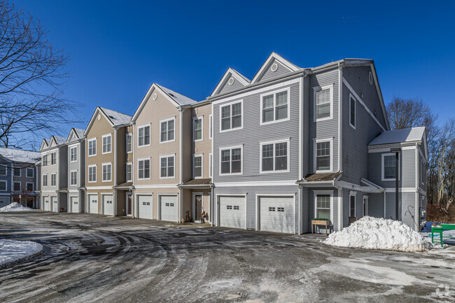 Building Photo - Mayfair Square