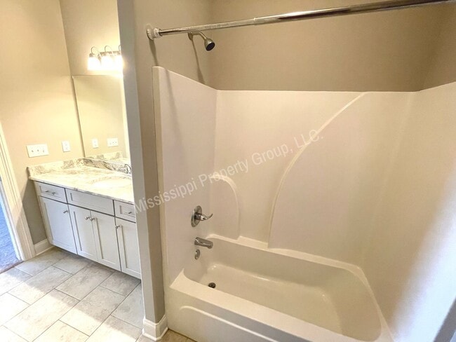 Building Photo - 4BD/4.5BA FOR RENT - Only Through 7/18/2024