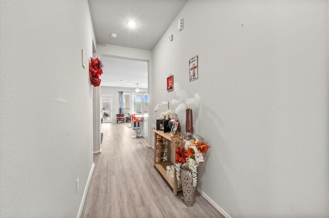 Building Photo - 1939 Misty Field Dr