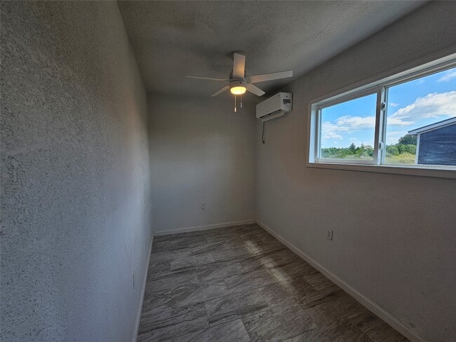 Building Photo - 1368 Rd 5735