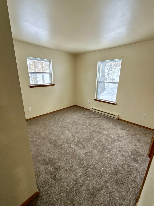 Building Photo - 314 Overlook Dr