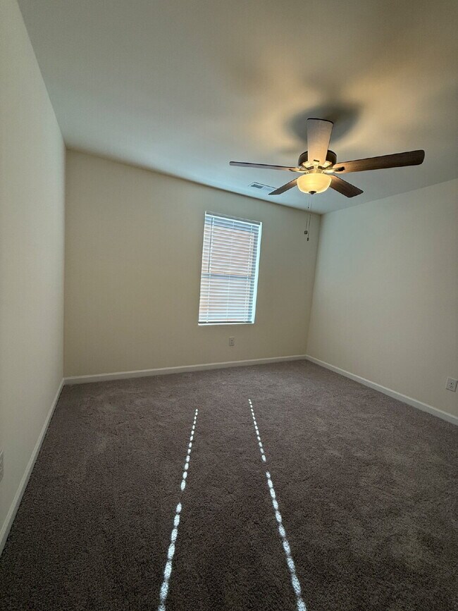 Building Photo - 112 Vulcan St