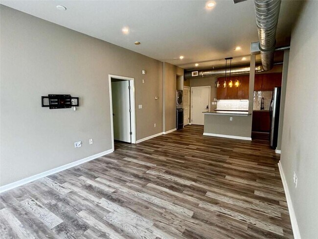 Building Photo - 5300 Peachtree Rd