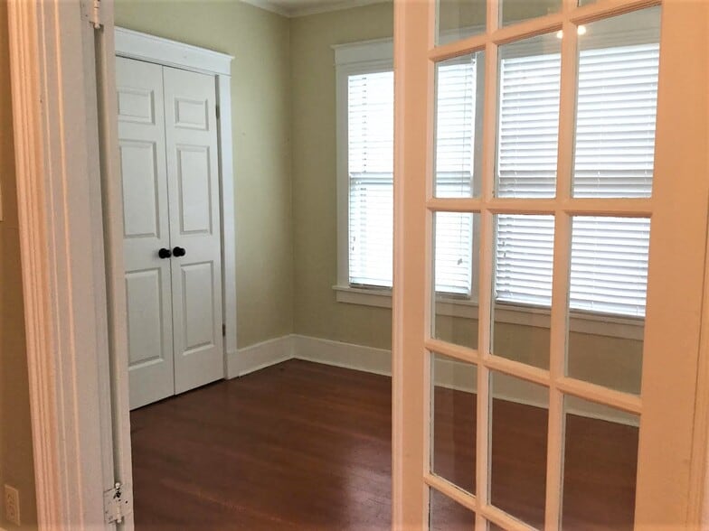 Bedroom 2 w/French doors - 1004 Scott St