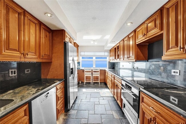 Building Photo - 1201 S Ocean Dr