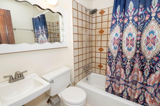 Building Photo - 79 Camby Rd