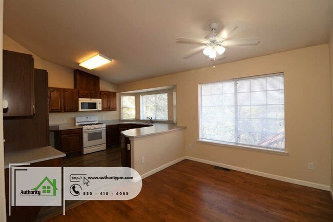Building Photo - 19226 Snowburst Ct