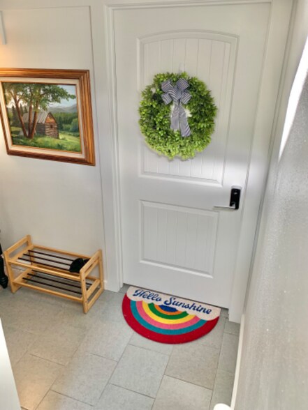 Building Photo - 1008 Princeton Ave