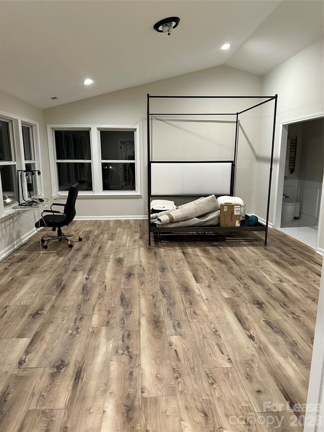 Building Photo - 21647 Crown Lake Dr