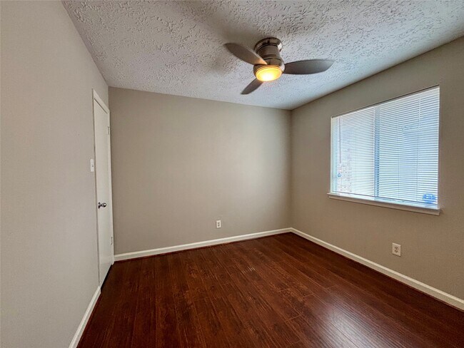 Building Photo - 2111 Squire Dobbins Dr
