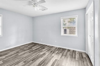 Building Photo - 2802 Greenbriar St