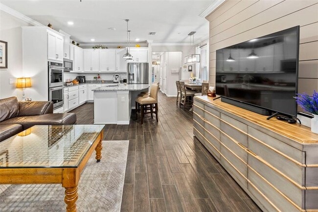 Building Photo - 2872 Grand Kemerton Pl