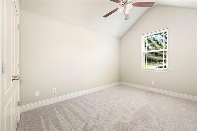 Building Photo - 2958 N Cassius Ln