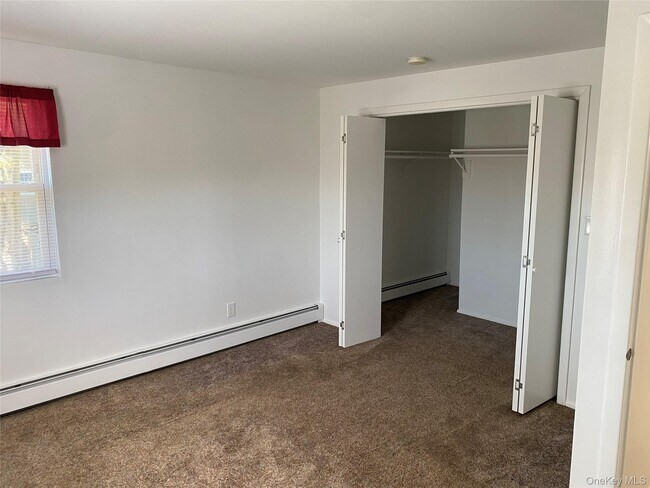 Building Photo - 124 Chelsea Ave