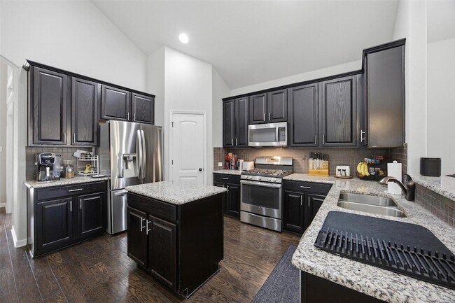 Building Photo - 328 Rock Mill Loop
