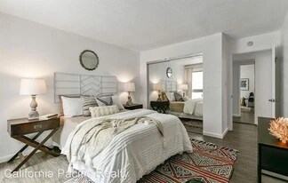 Building Photo - 77 Fairmount Ave