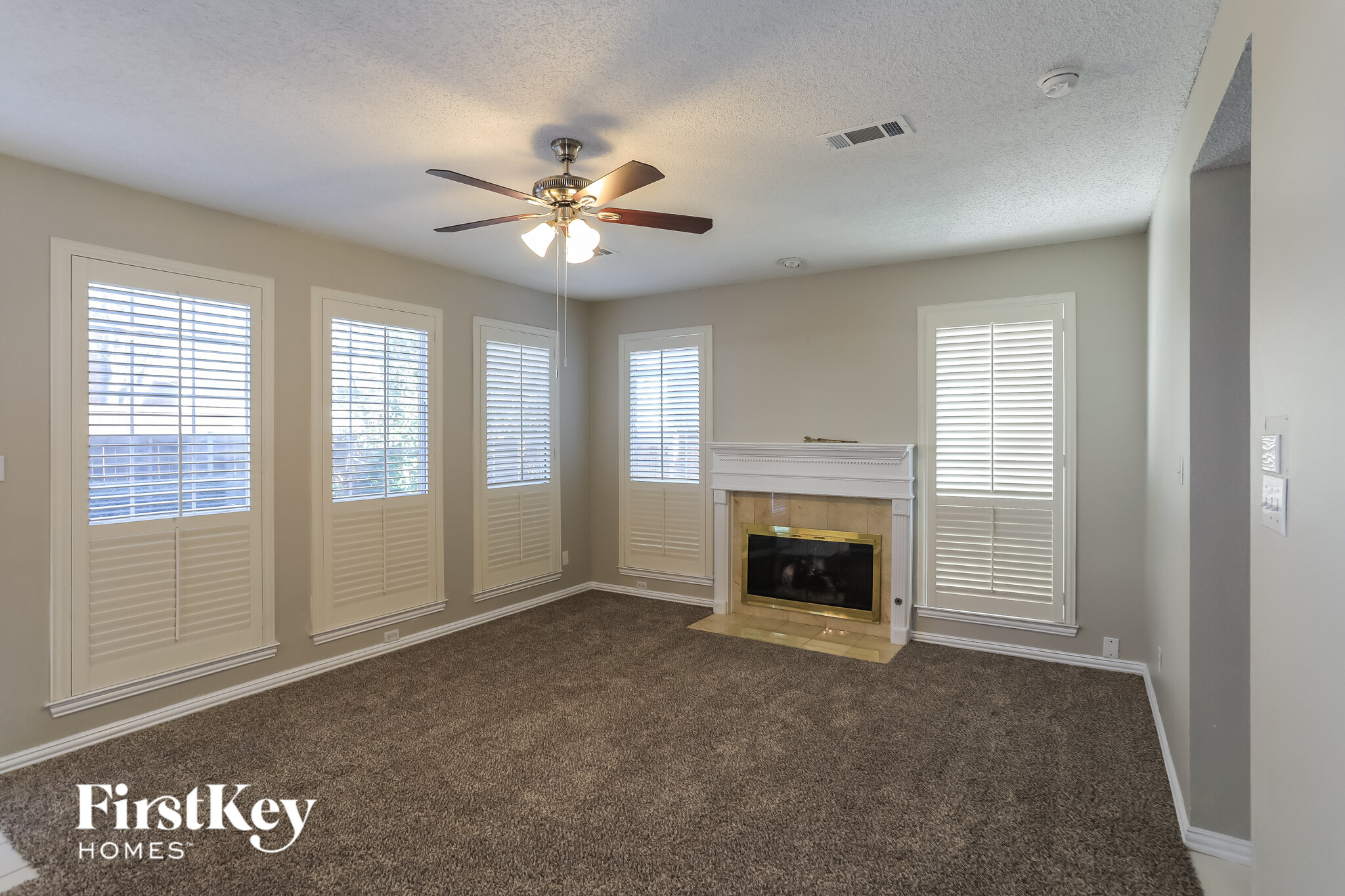 Building Photo - 311 Riverwalk Ln