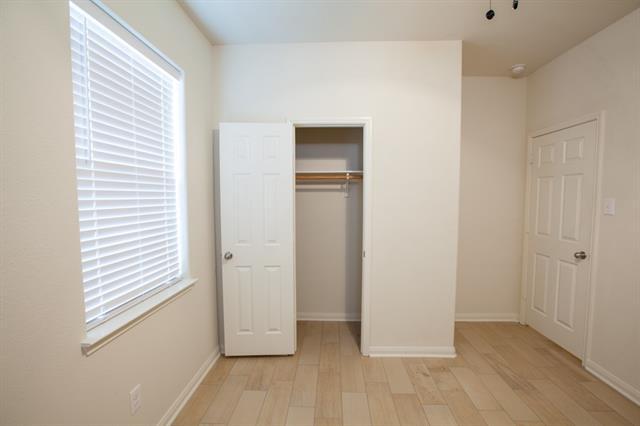 Building Photo - 128 Tennyson St
