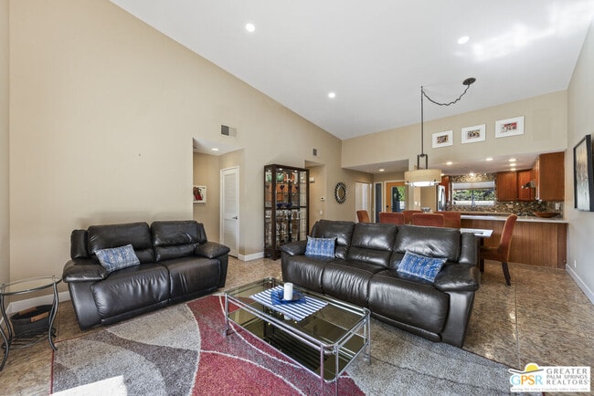 Building Photo - 1183 Tiffany Cir N