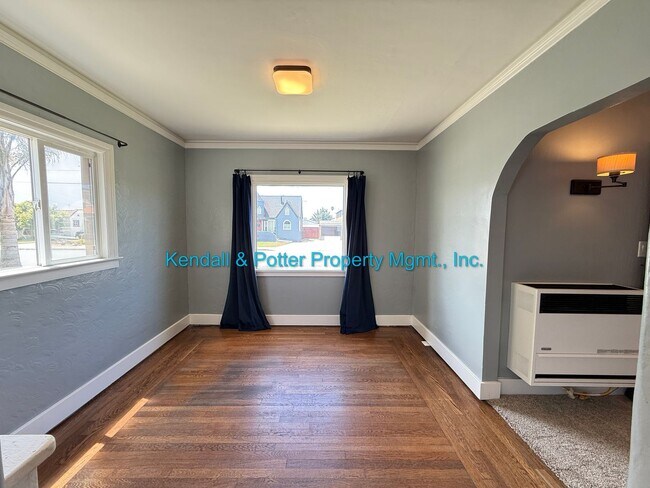 Building Photo - Quiet & Updated Watsonville Charmer 2 plus BR/1BA