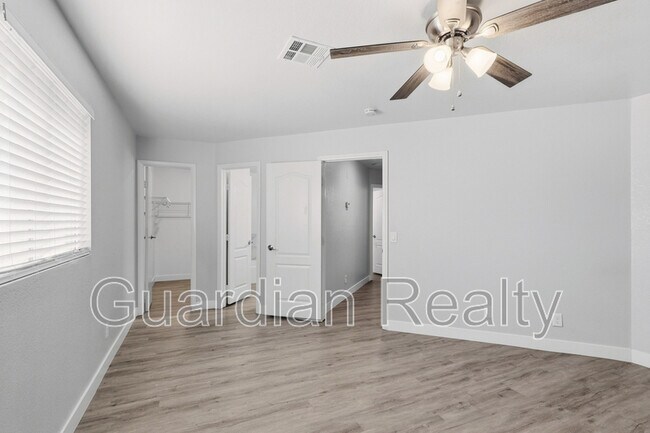 Building Photo - 509 Kristin Ln