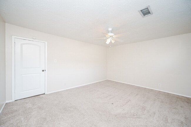 Building Photo - 4723 Merwin St
