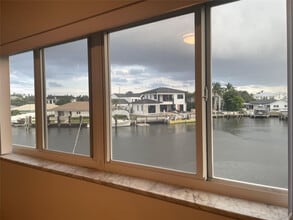 Building Photo - 698 NE Spanish River Blvd