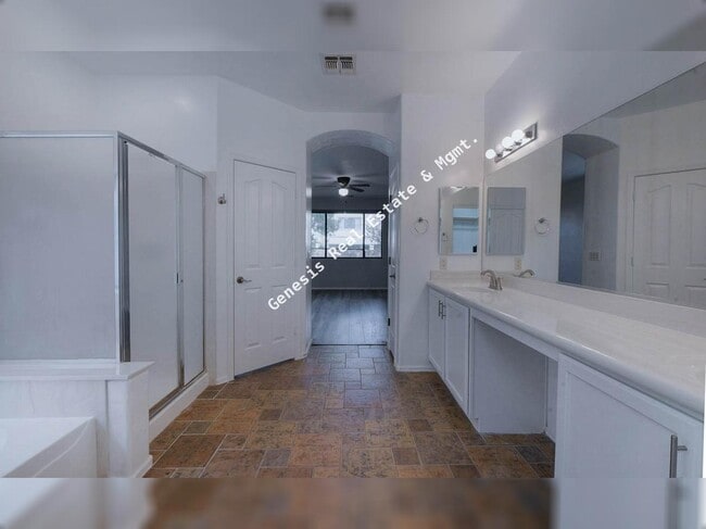 Building Photo - Mesquite Ranch 4 Bedroom