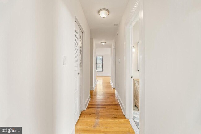 Building Photo - 1325 13th St NW