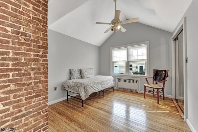 Building Photo - 19 Forest Dr