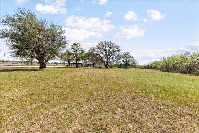 Building Photo - 3137 FM200