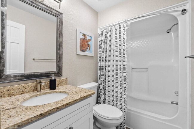 Building Photo - 2805B N Ocean Blvd