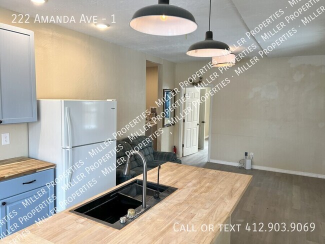 Building Photo - New Modern 1-bed 1-bath right next to majo...