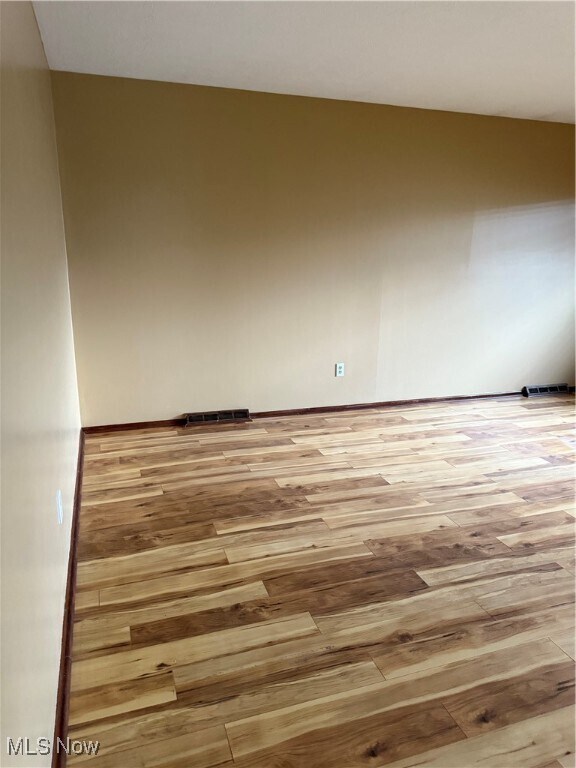 Building Photo - 15809 Montrose Ave