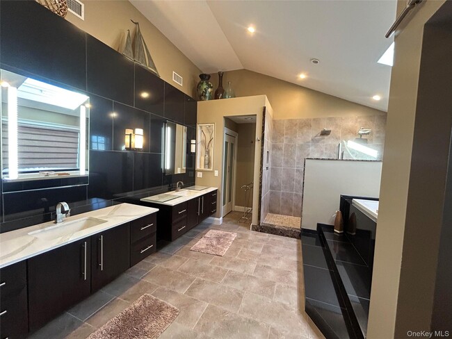 Building Photo - 183 Tahlulah Ln