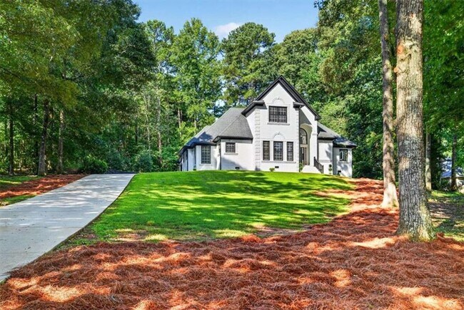 Building Photo - 141 Amicalola Way
