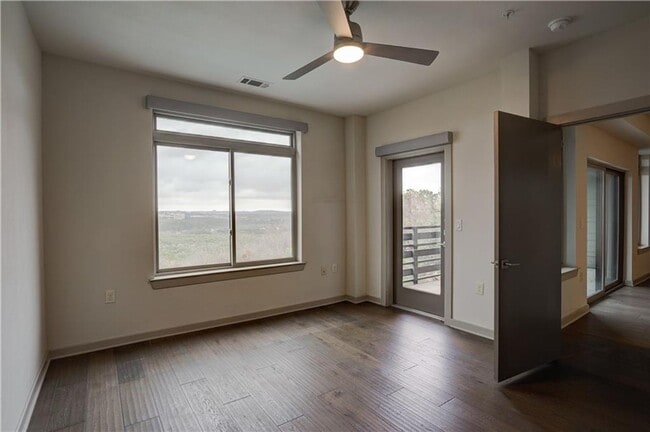 Building Photo - 3600 S Lamar Blvd