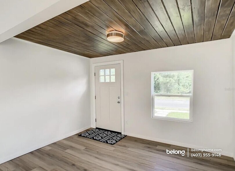 Building Photo - 115 Redding St